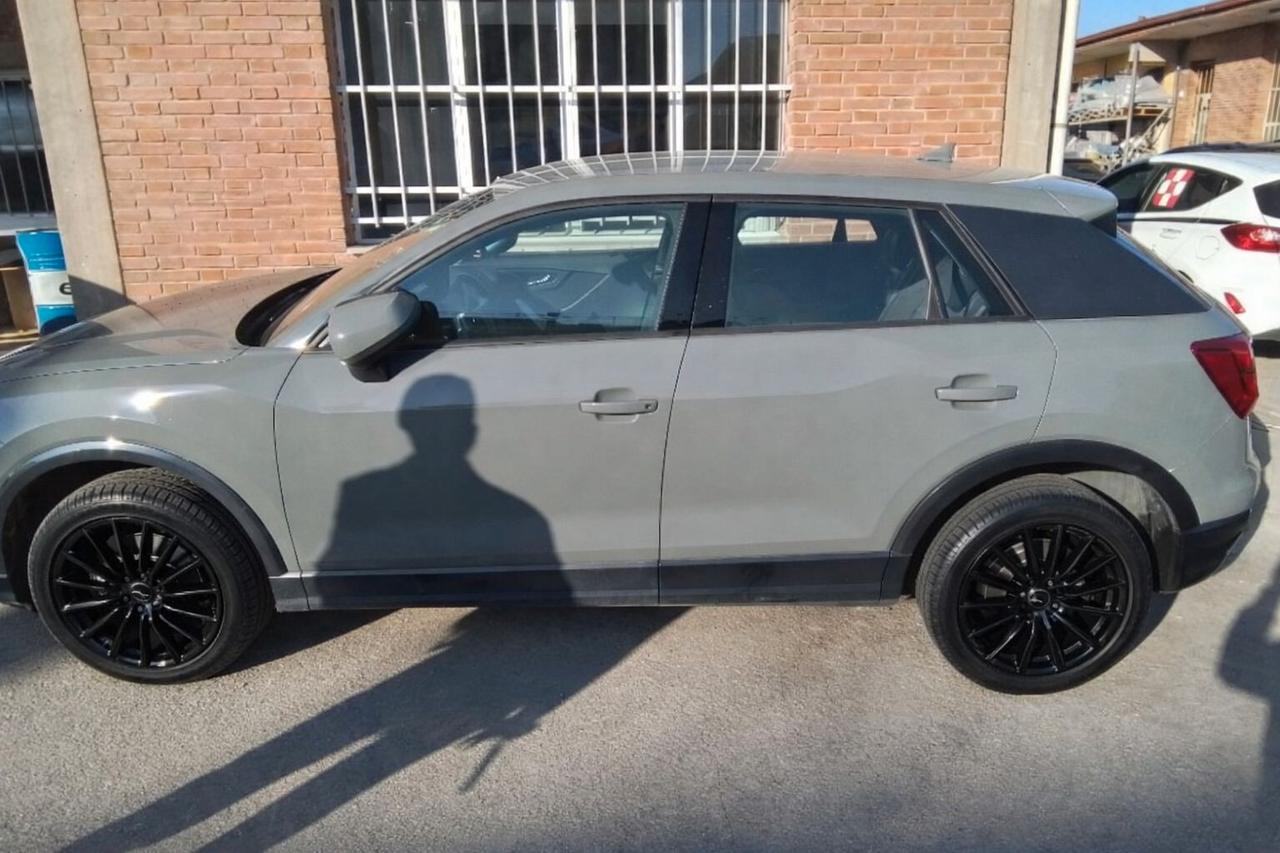 Audi Q2 30 TDI S tronic Business 1.6 Diesel 116cv