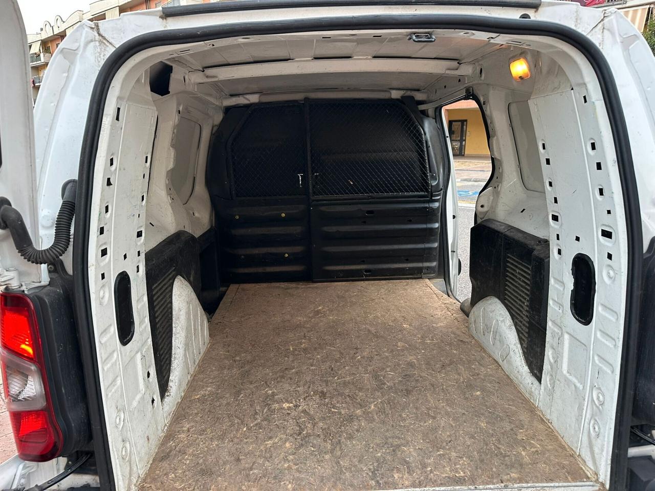 CITROEN BERLINGO 1.6 BLUEHDI 100CV