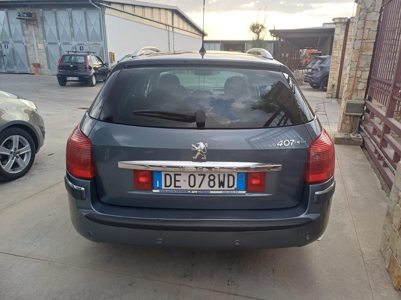 Peugeot 407 2.0 HDi Confort SW
