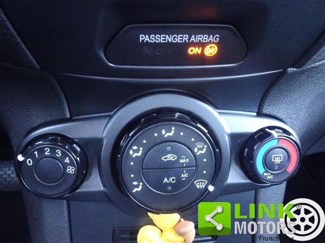 FORD Fiesta 1.0 EcoBoost 100CV 5 porte Powershift