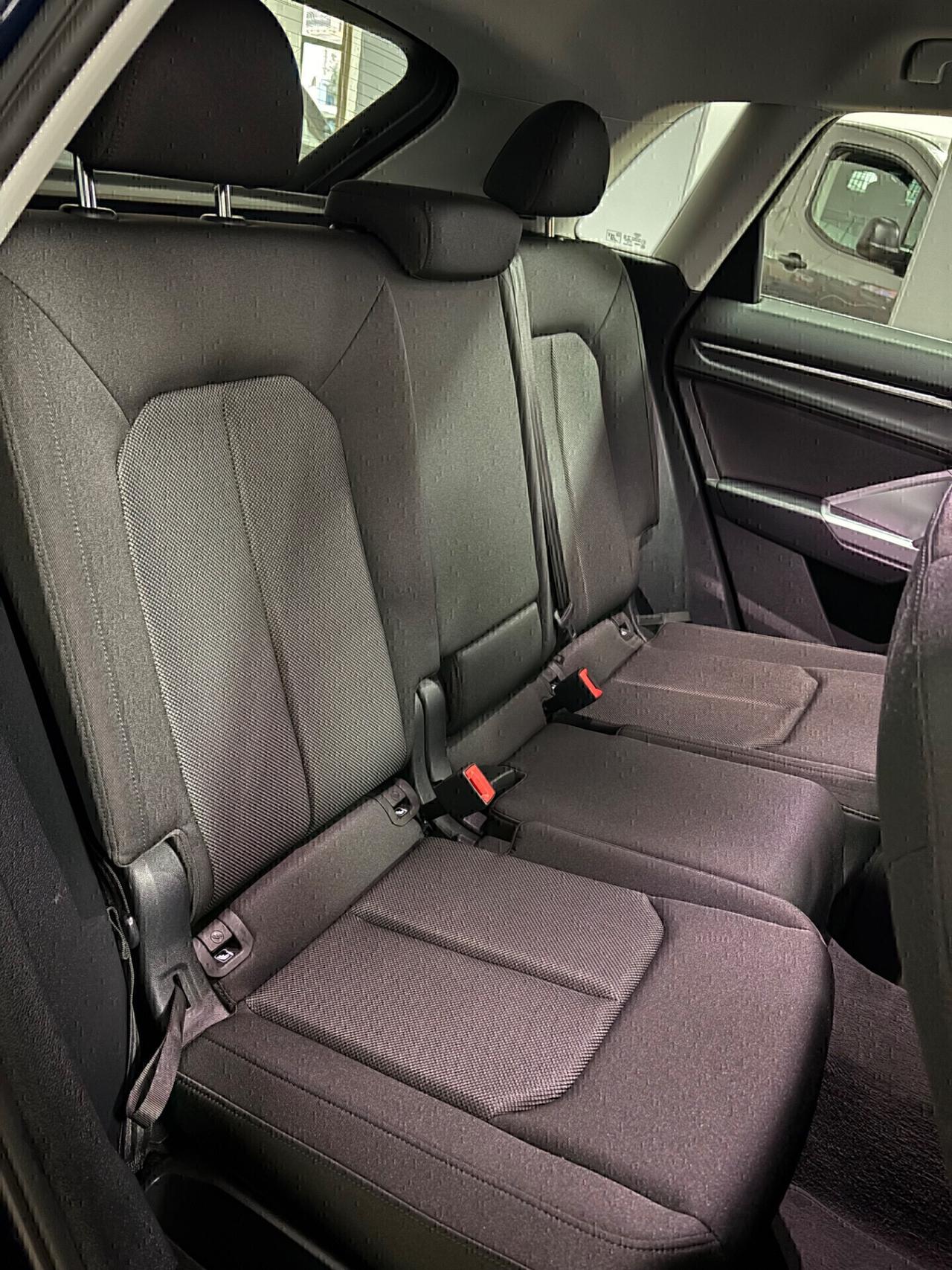 Audi Q3 40 TDI quattro S tronic Business Advanced