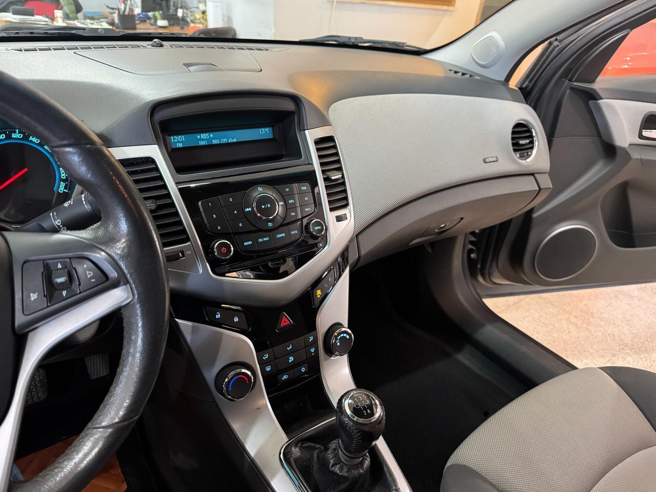 Chevrolet Cruze 1.6 cc. GPL Berlina LS OK NEOPATEN