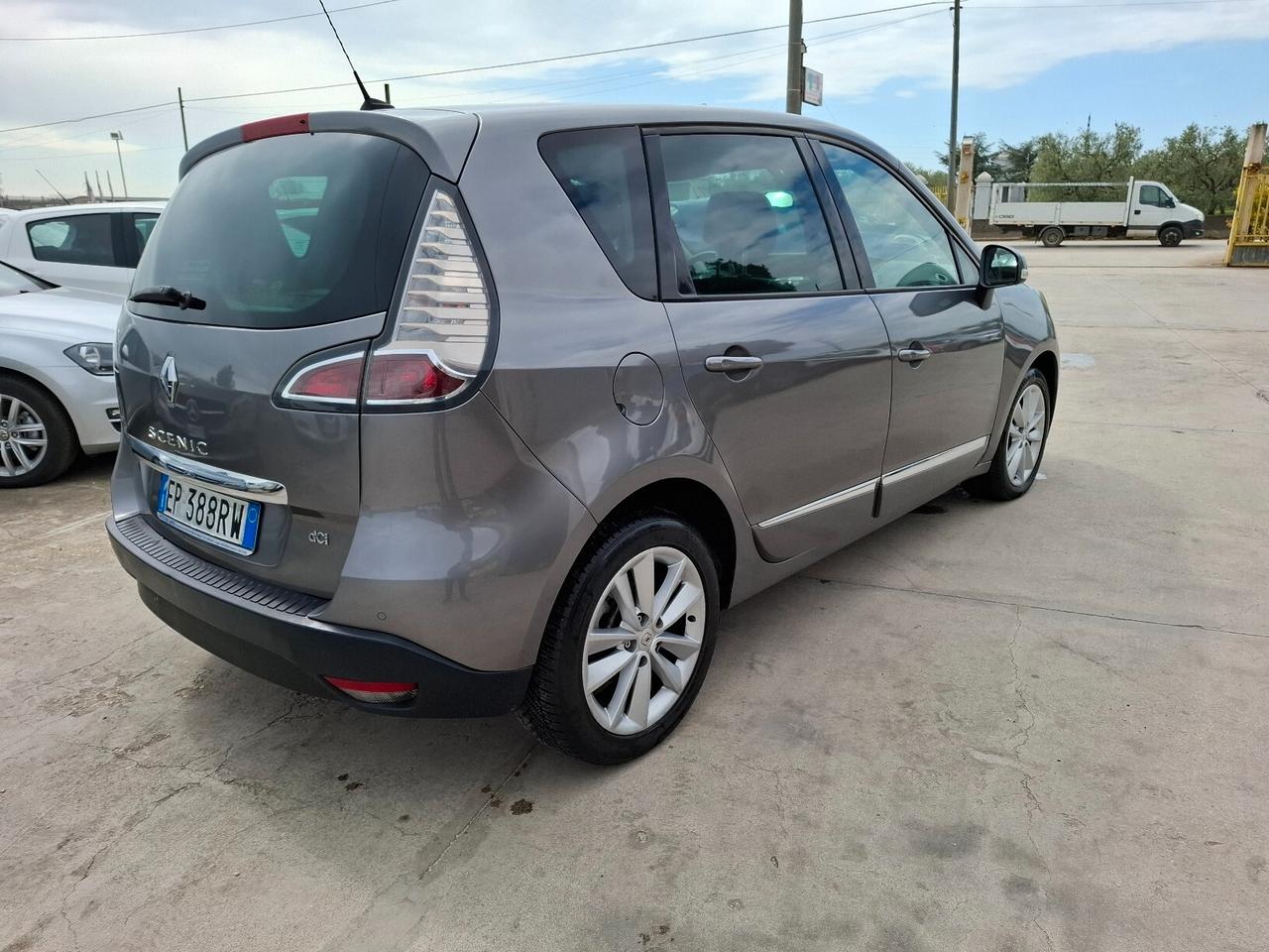 Renault Scenic XMod 1.5 dCi 110CV Start&Stop 2012