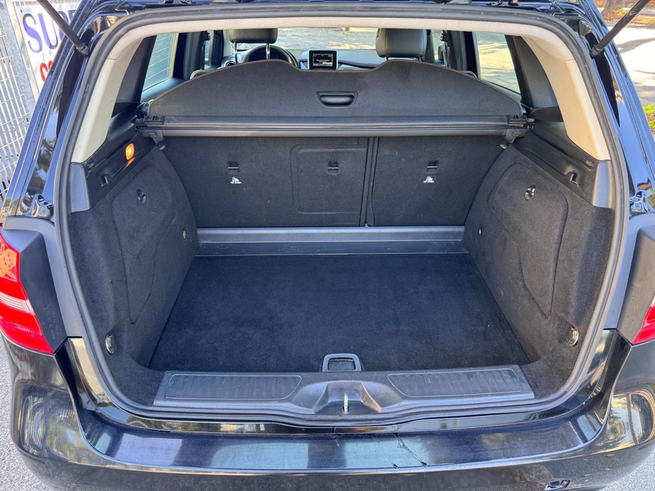 Mercedes-benz B 180 CDI NEOPATEN GARANZIA 12 M