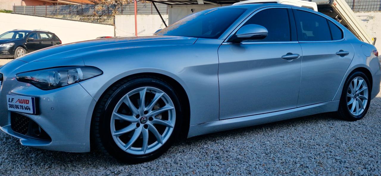 Alfa Romeo Giulia 2.2 Turbodiesel 180 CV AT8 Super