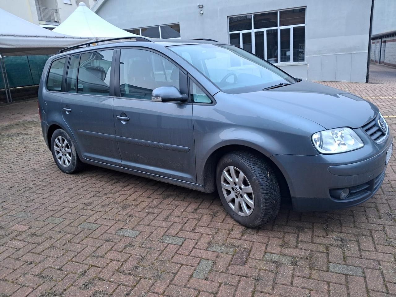 Volkswagen Touran 2.0 TDI 136CV Highline