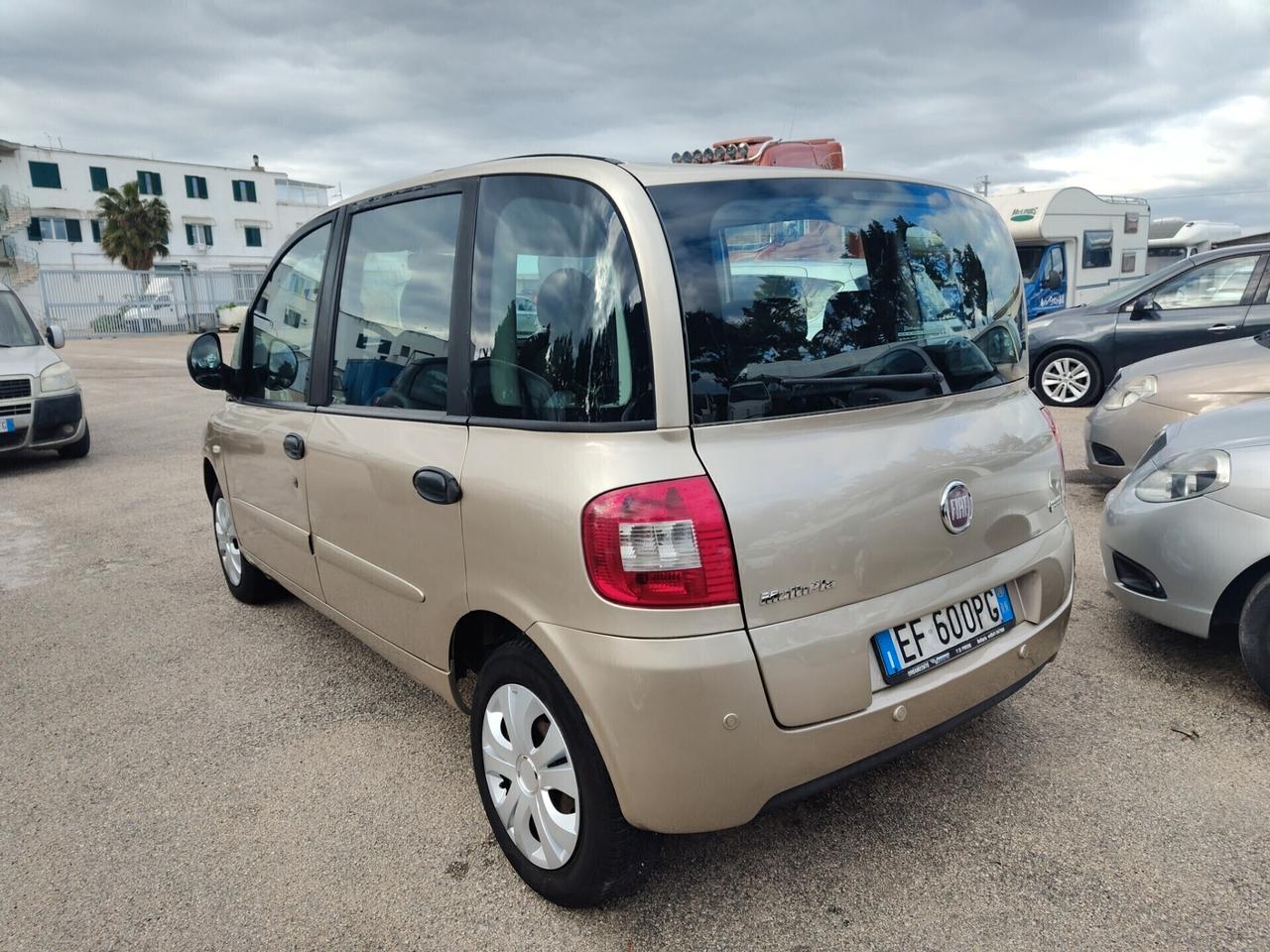 Fiat Multipla 1.6 Natural Power tua da 73€ al mese