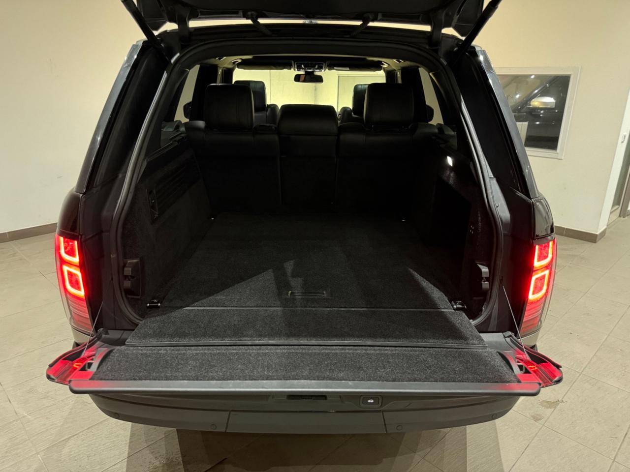 Land Rover Range 3.0 TDV6 Autobiography FULL FULL OPTIONAL