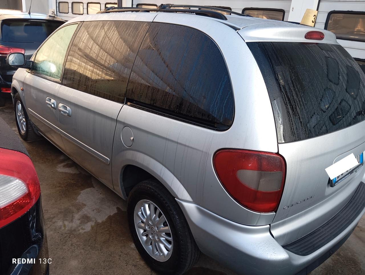 Chrysler Voyager Grand Voyager 2.8 CRD 7 posti