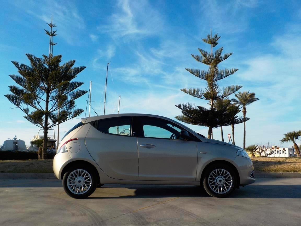 Lancia Ypsilon 1.3 MJT 16V 95 CV 5 porte S&S Gold