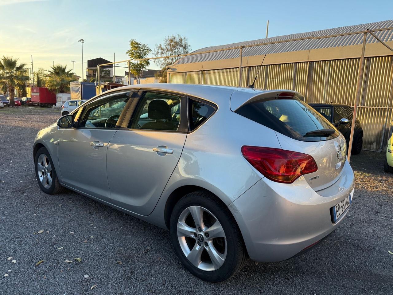 Opel Astra versione cosmo