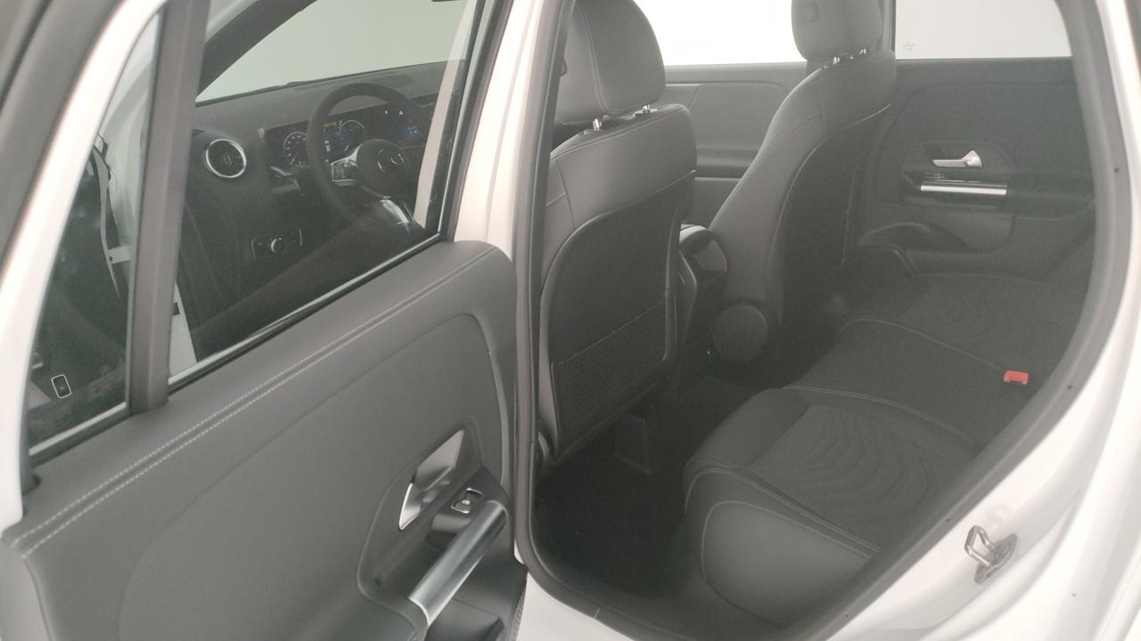 Mercedes-Benz GLA 200 d Automatic 4MATIC