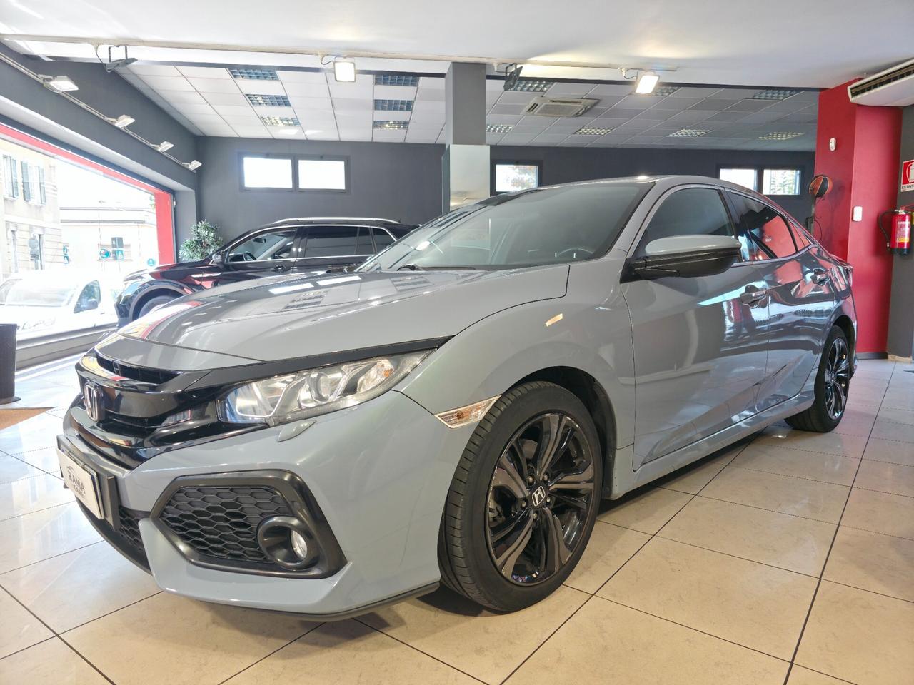 Honda Civic 1.6 5 porte aut. Elegance Navi
