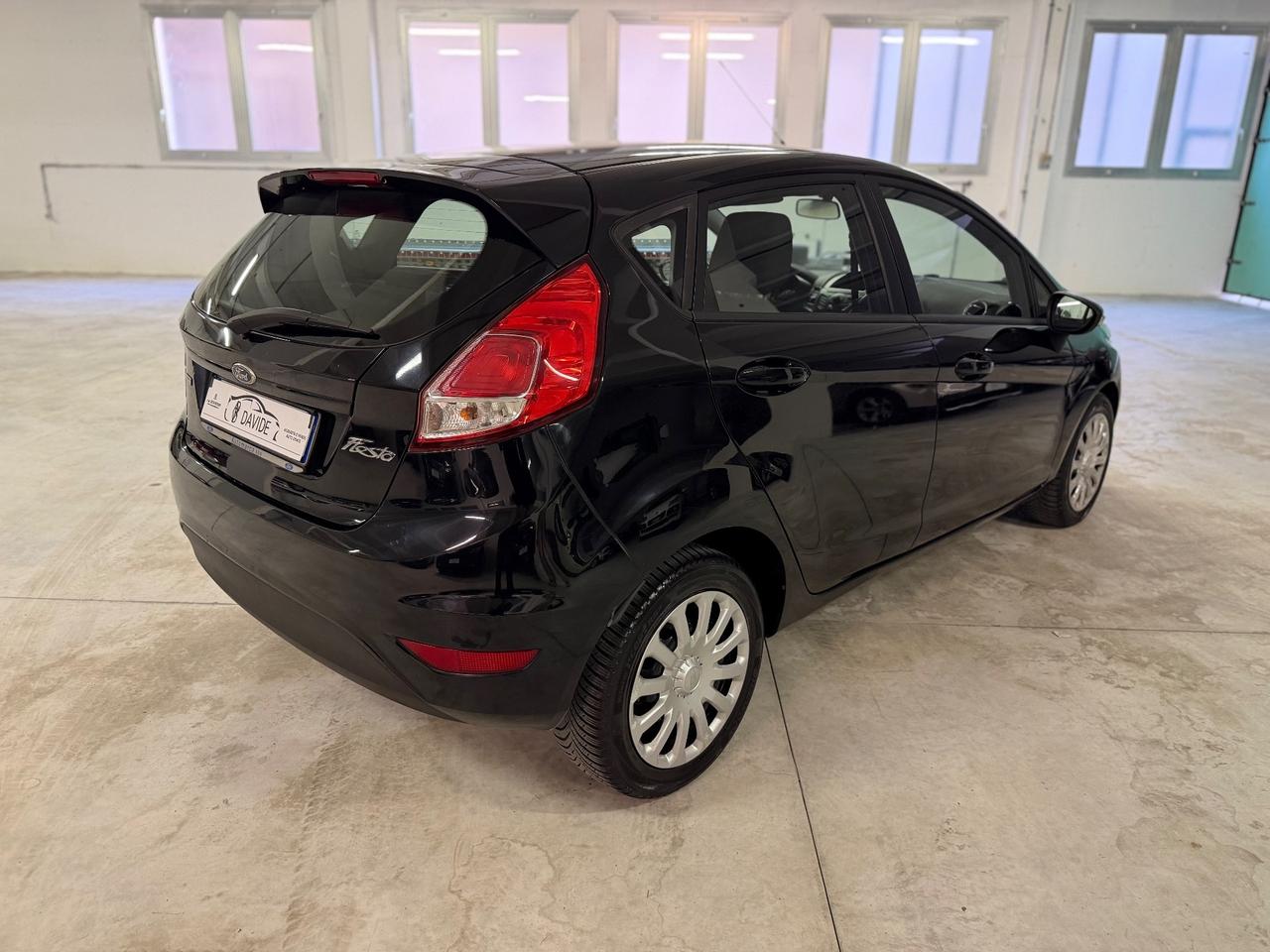 Ford Fiesta 1.5 TDCi 75CV 5 porte Titanium