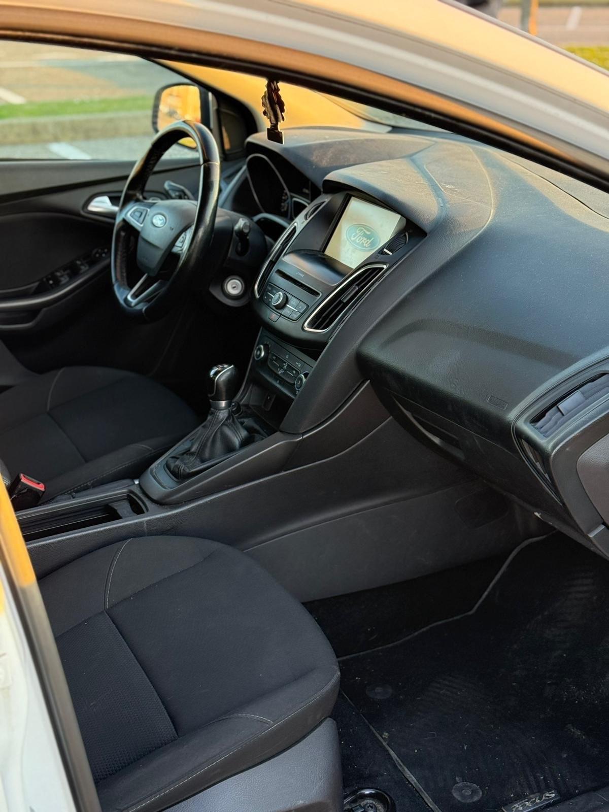 Ford Focus 1.6 120 CV GPL SW Plus