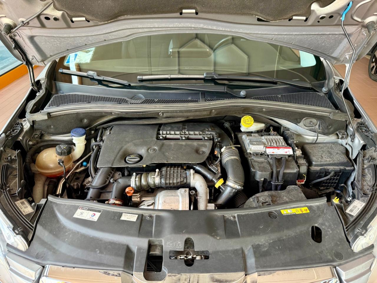 Peugeot 2008 1.6HDi 120cv Euro6