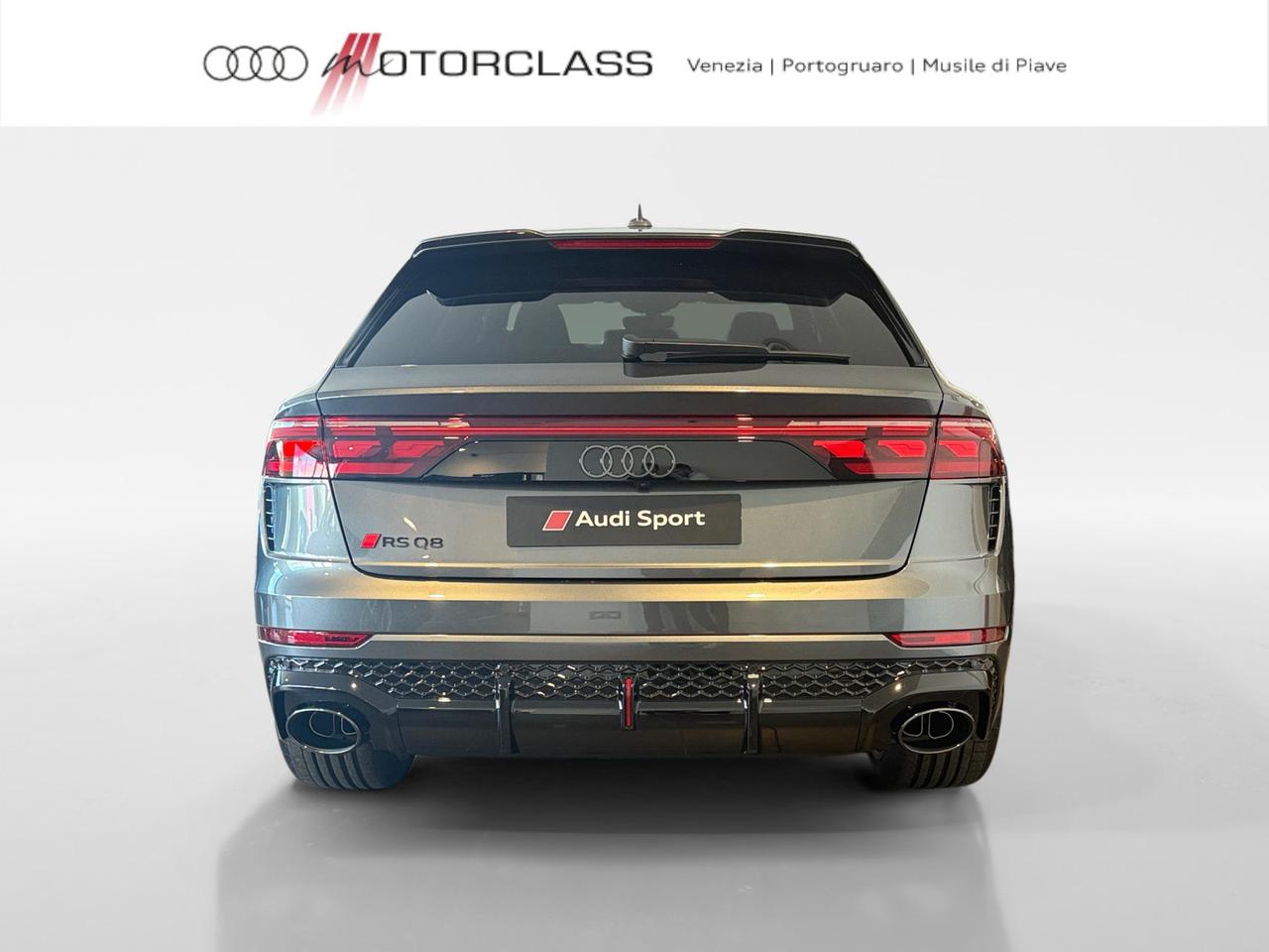 Audi RSQ8 rs 4.0 v8 mhev 48v 640cv performance tiptronic