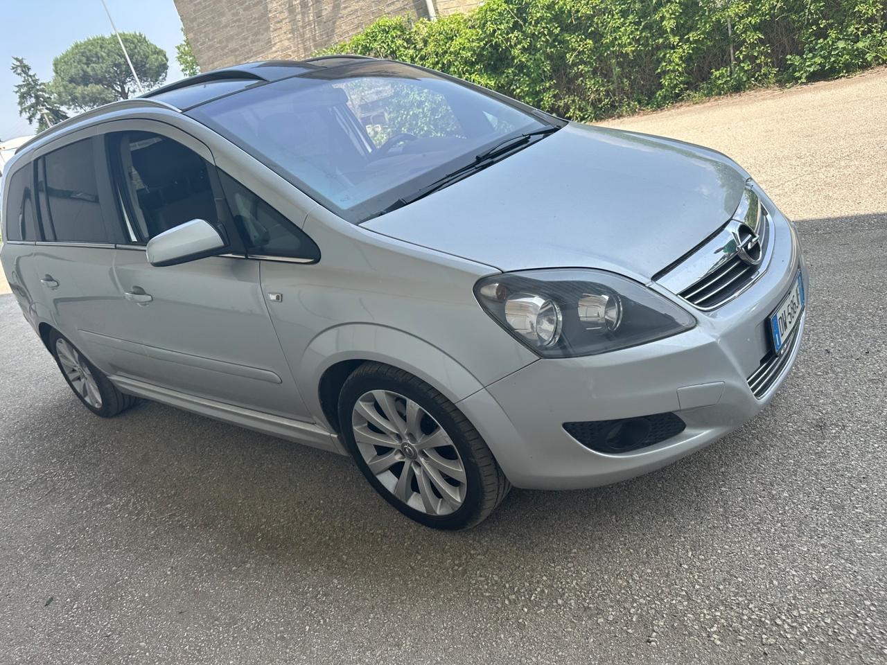 Opel Zafira 1.9 7 posti