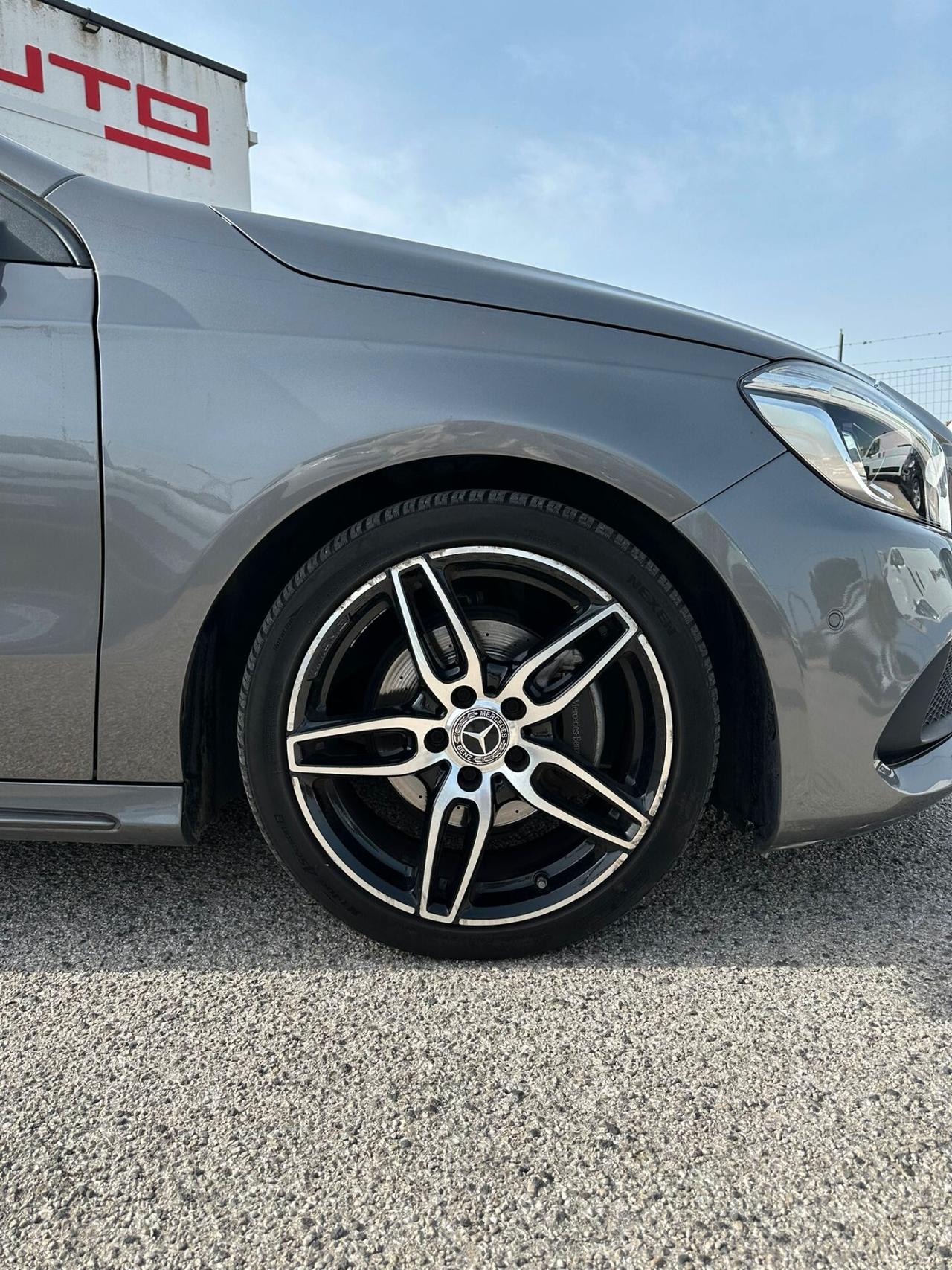 Mercedes-benz A 180 d Automatic Premium