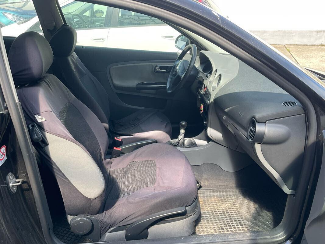 Seat Ibiza 1.4 16V 3p. Signo