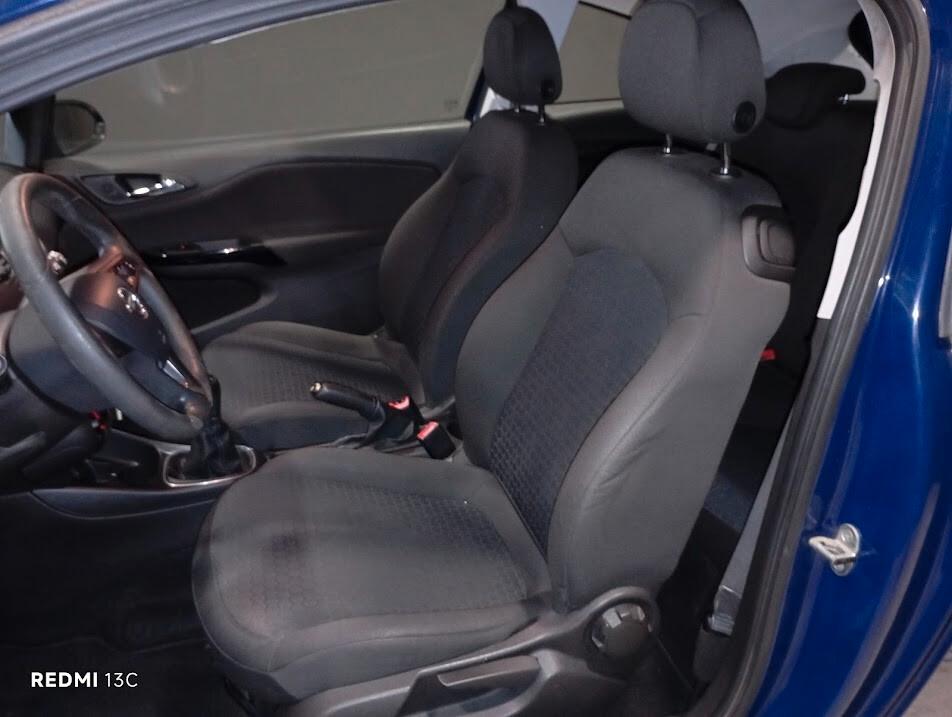 Opel Corsa del 2015 1200 benzina 130.000 km