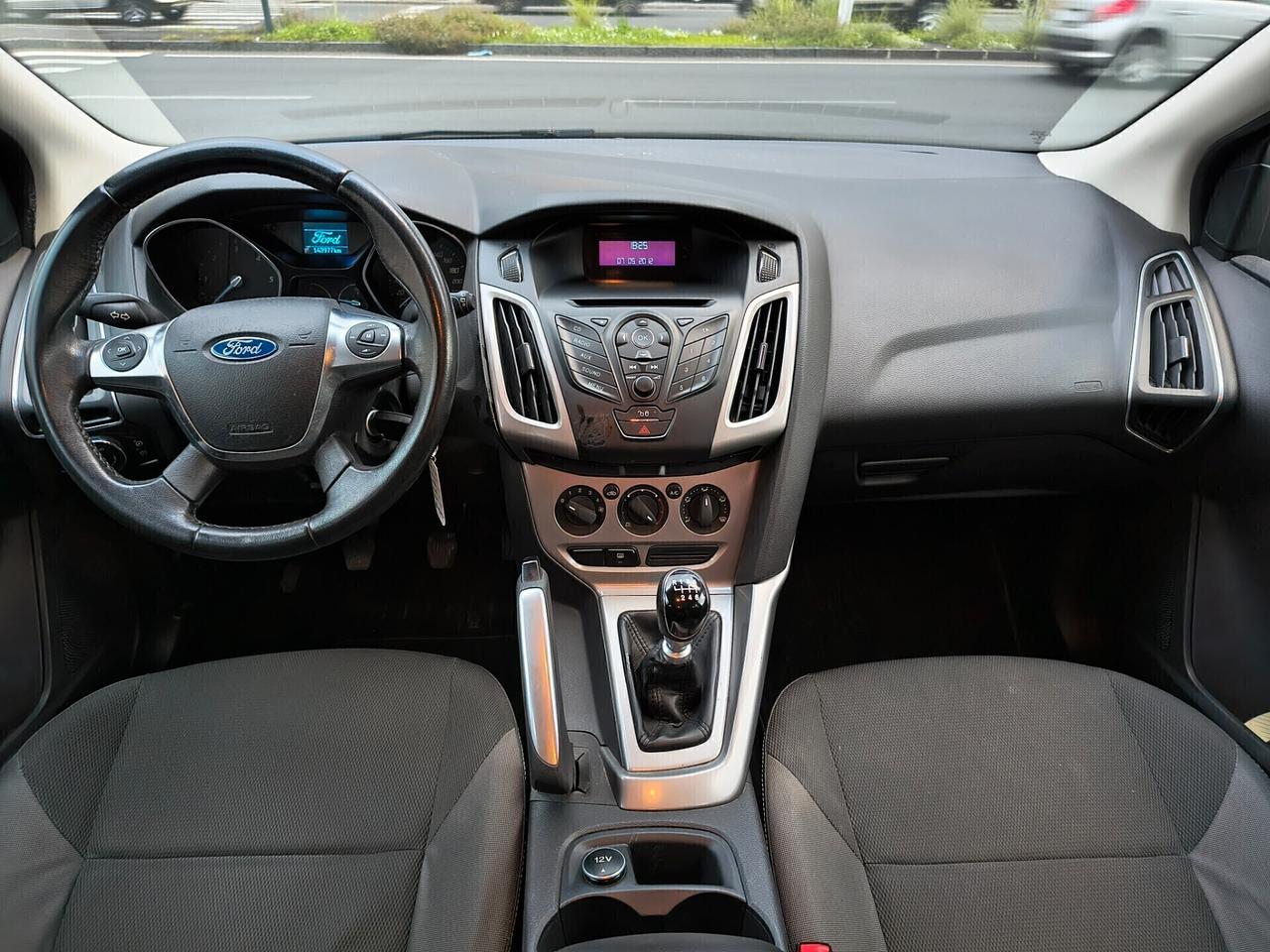 FORD FOCUS 1.6 DIESEL BERLINA UNICOPROPRIETARIO