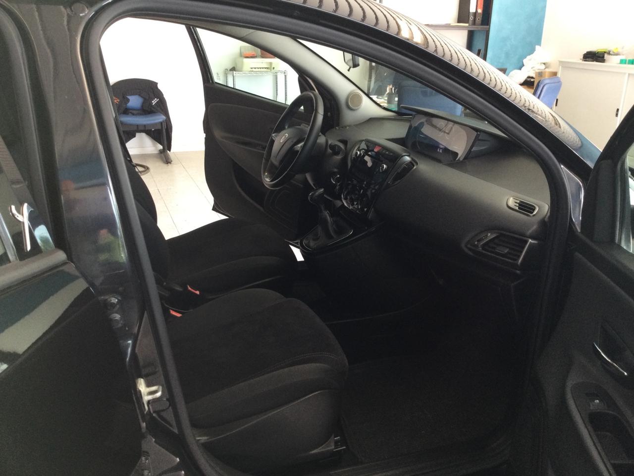 Lancia Ypsilon 1.3 MJT 16V 95 CV 5 porte S&S Platinum