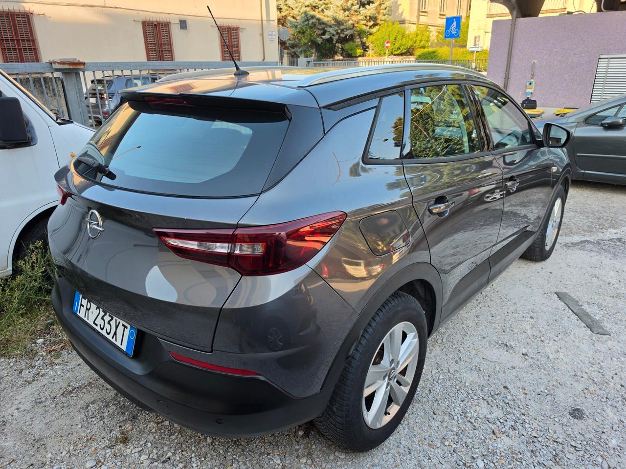 Opel Grandland X 1.5 diesel Ecotec Start&Stop Advance solo km 86450 Gancio Traino estraibile