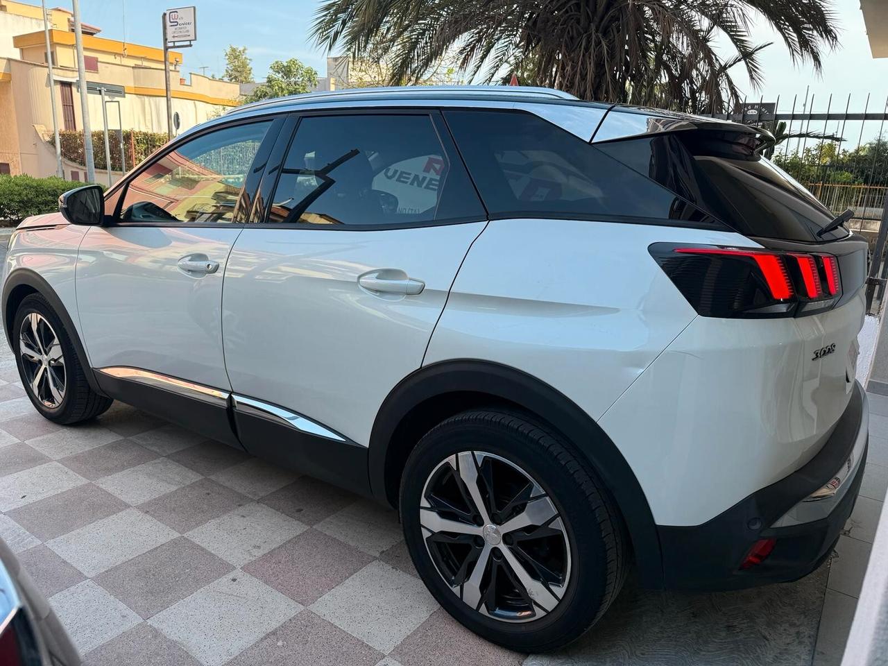 Peugeot 3008 1.6 Blue-HDi Allure