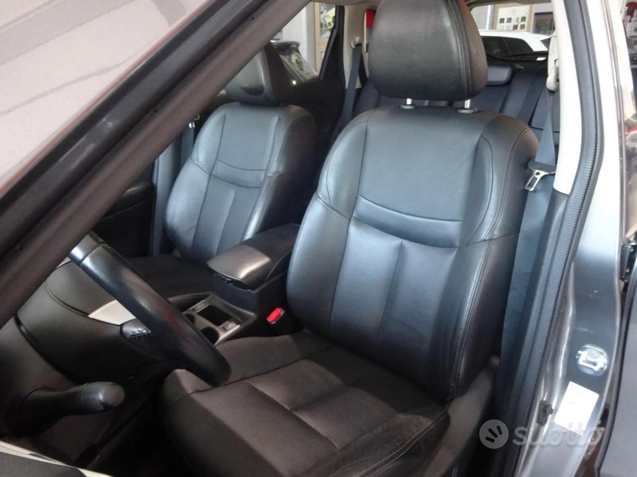 Nissan X - Trail