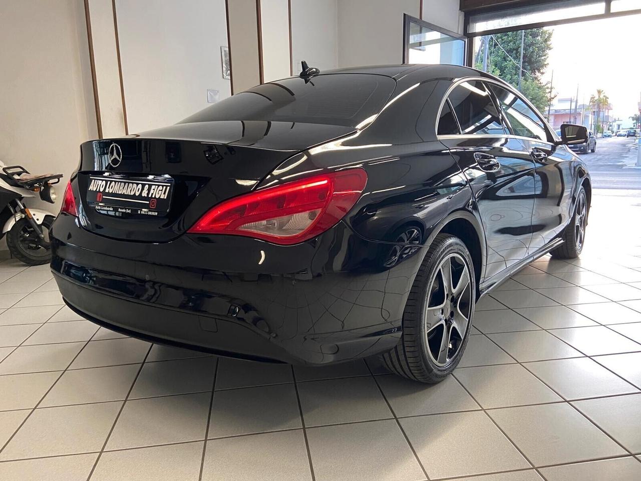 Mercedes-benz CLA 180 Premium Night Edition Pack