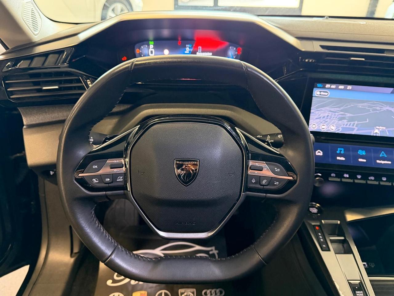 PEUGEOT 308 S.W. ALLURE 1.5 EAT8 130CV PELLE NAVI OK NEOPATENTATI ANNO 2023