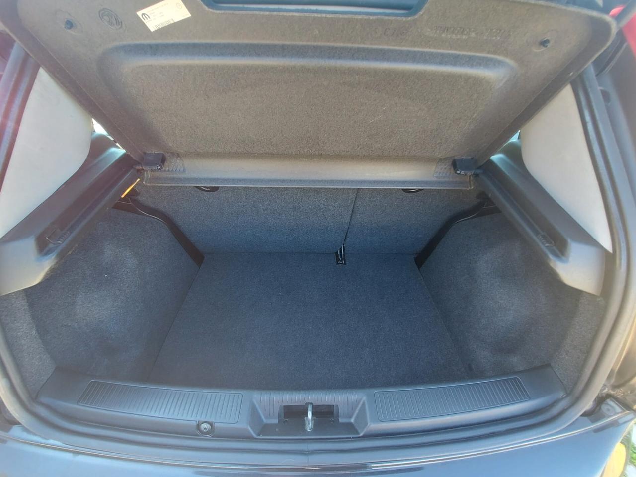 Fiat Punto 1.2 Lounge 69CV -IN ARRIVO-