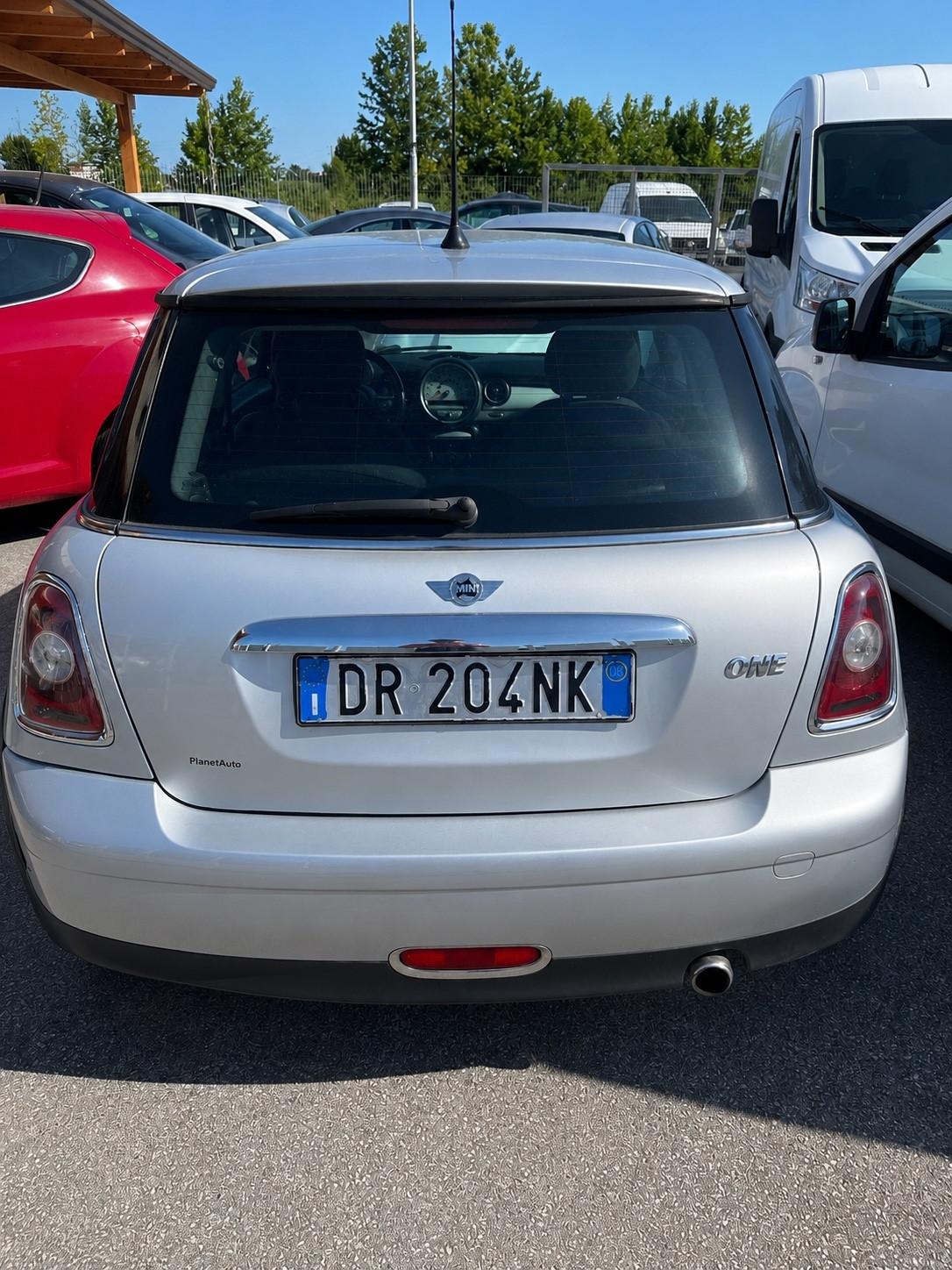 Mini 1.4 16V One Chili