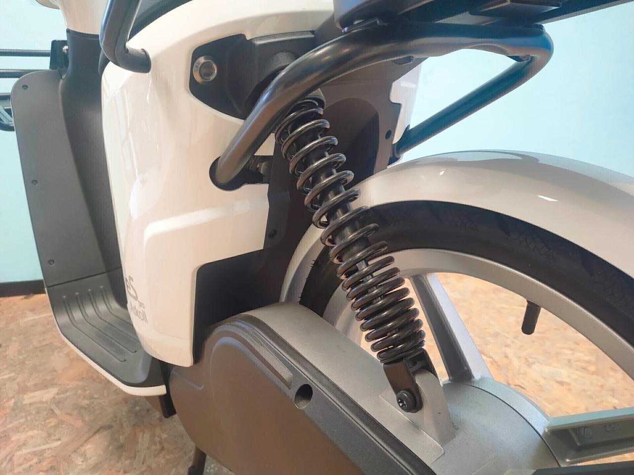 Askoll ES pro K2 45: ideale per il tuo delivery