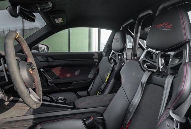Porsche 911 GT3 RS Weissach