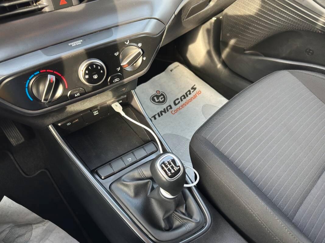 Hyundai i20 1.2 mpi Connectline con Telecamera e CarPlay