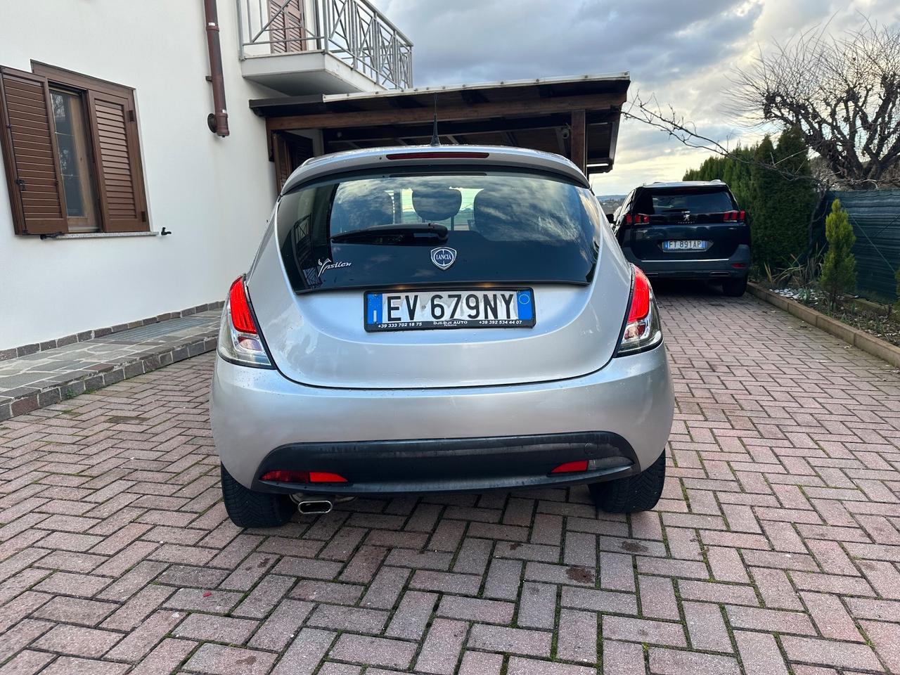 Lancia Ypsilon 1.2 69 CV 5 porte GPL Ecochic Platinum
