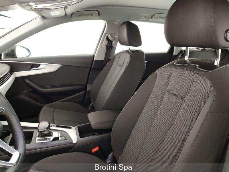 Audi A4 2.0 30 TDI 122cv Business Advanced S-Tronic