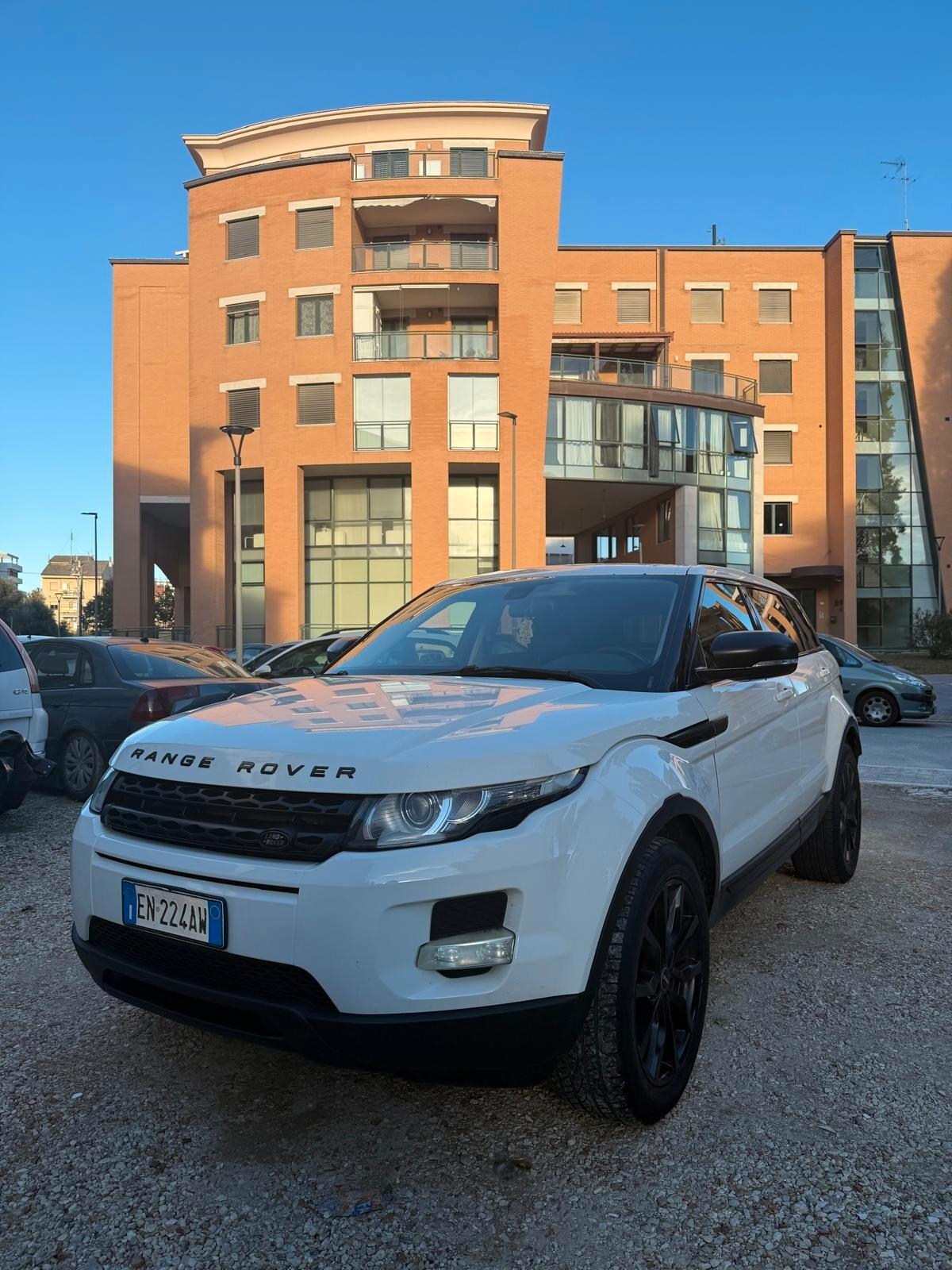 Land Rover Range Evoque 2.2 Sd4 5p. Prestige