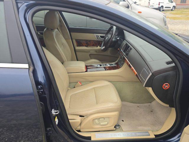 JAGUAR XF 2.7D V6 Premium Luxury MOTORE DA RIVEDERE