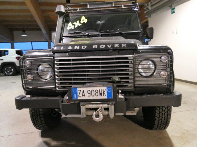 LAND ROVER Defender 90 2.4 TD4 Station Wagon SE