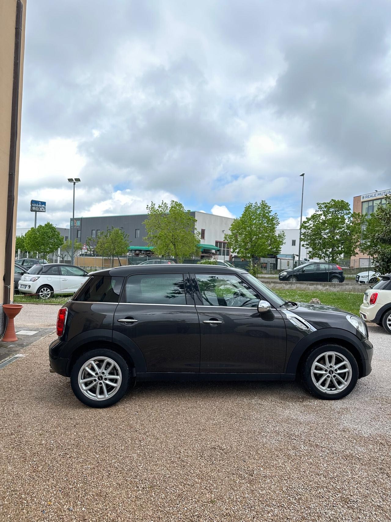 Mini 1.6 Cooper D Countryman OK NEOPATENTATI