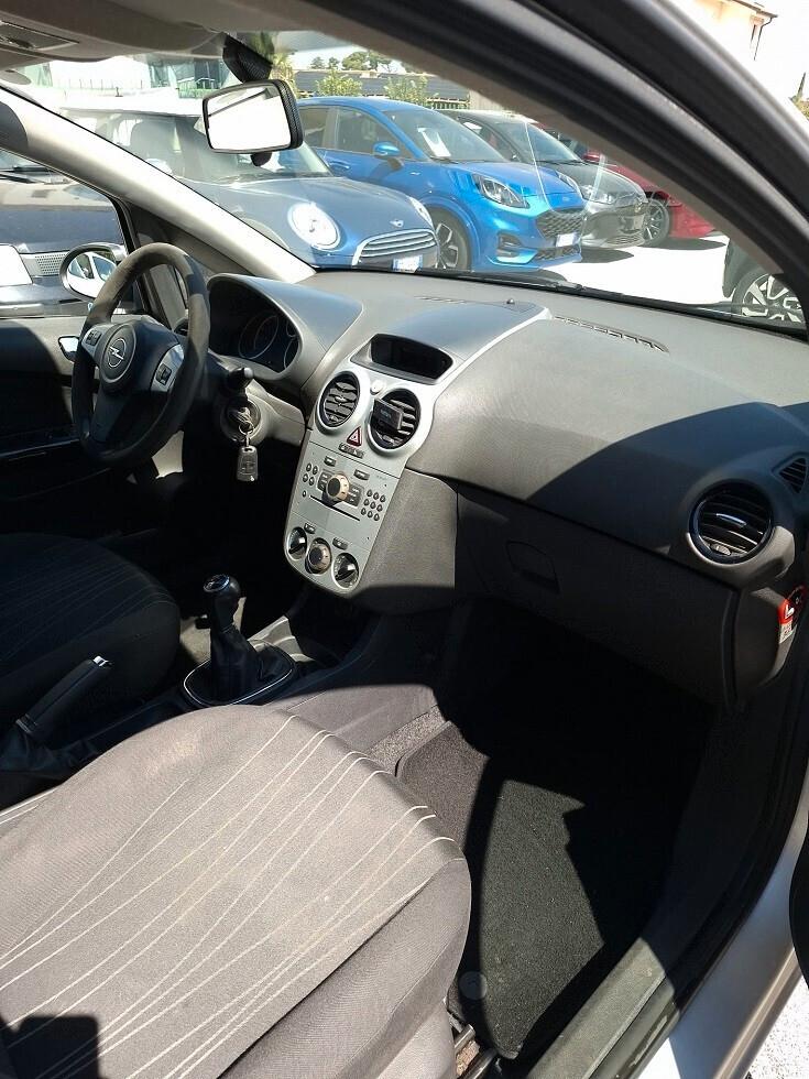 Opel Corsa 1.2 GPL 80cv 5porte - 2009