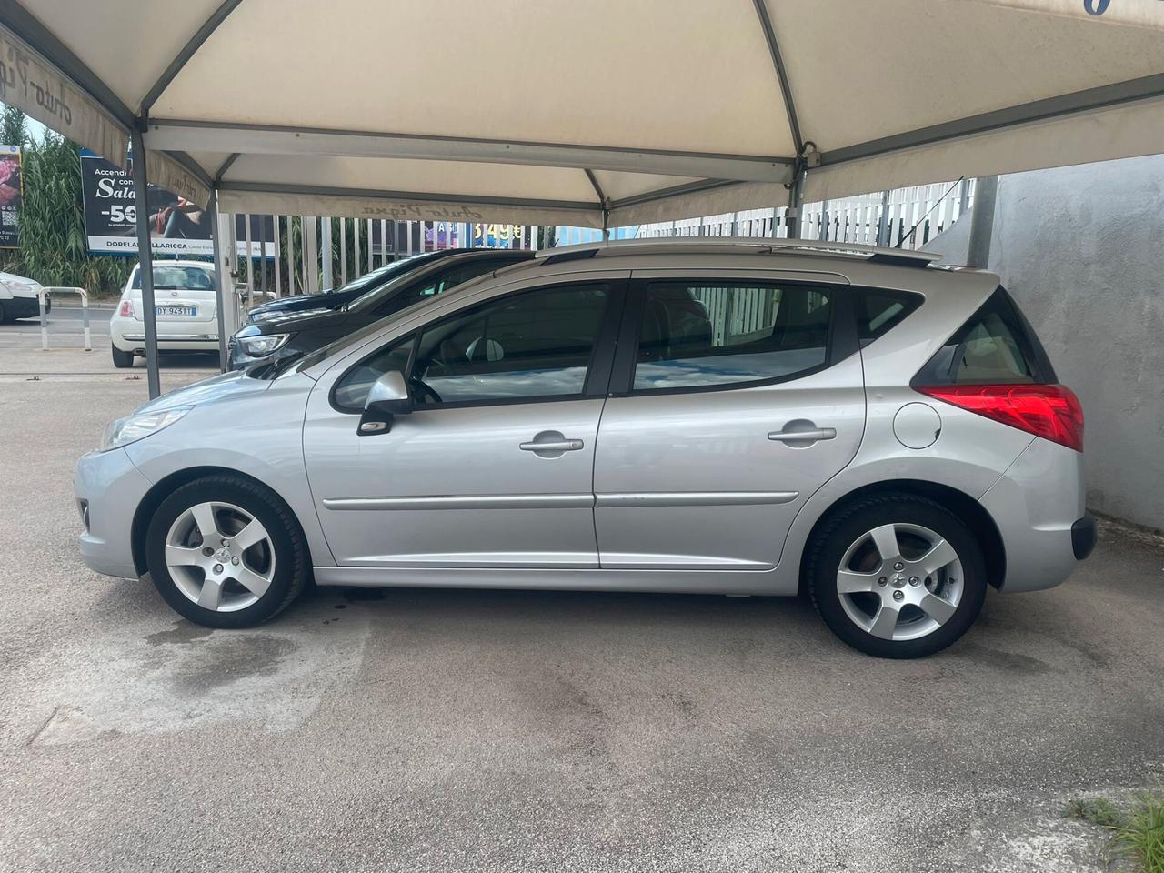 Peugeot 207 1.6 8V HDi 93CV SW Ciel Allure