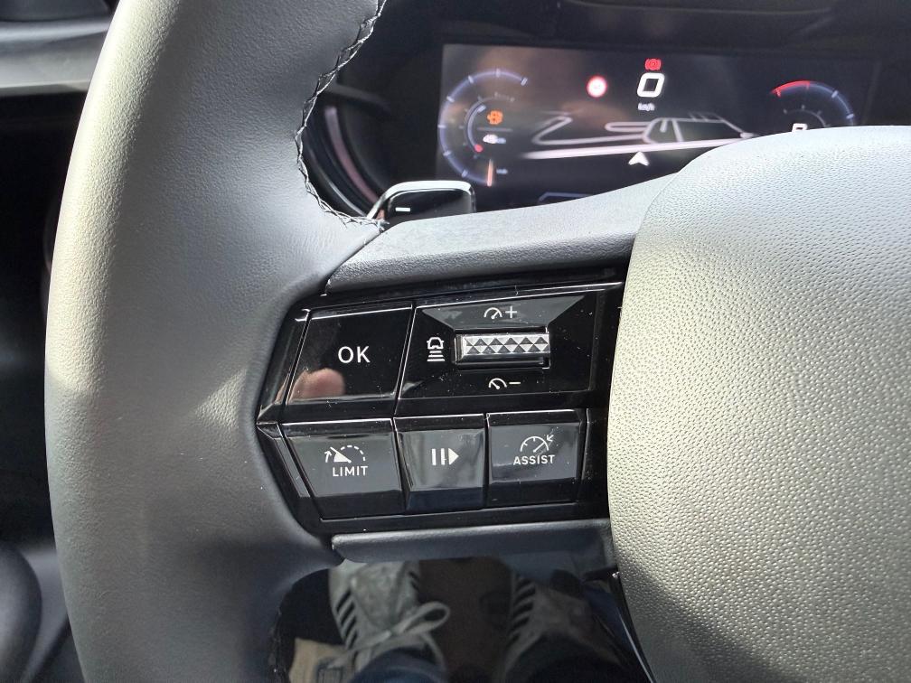 Alfa Romeo Junior 1.2 ibrida Speciale 145cv edct6