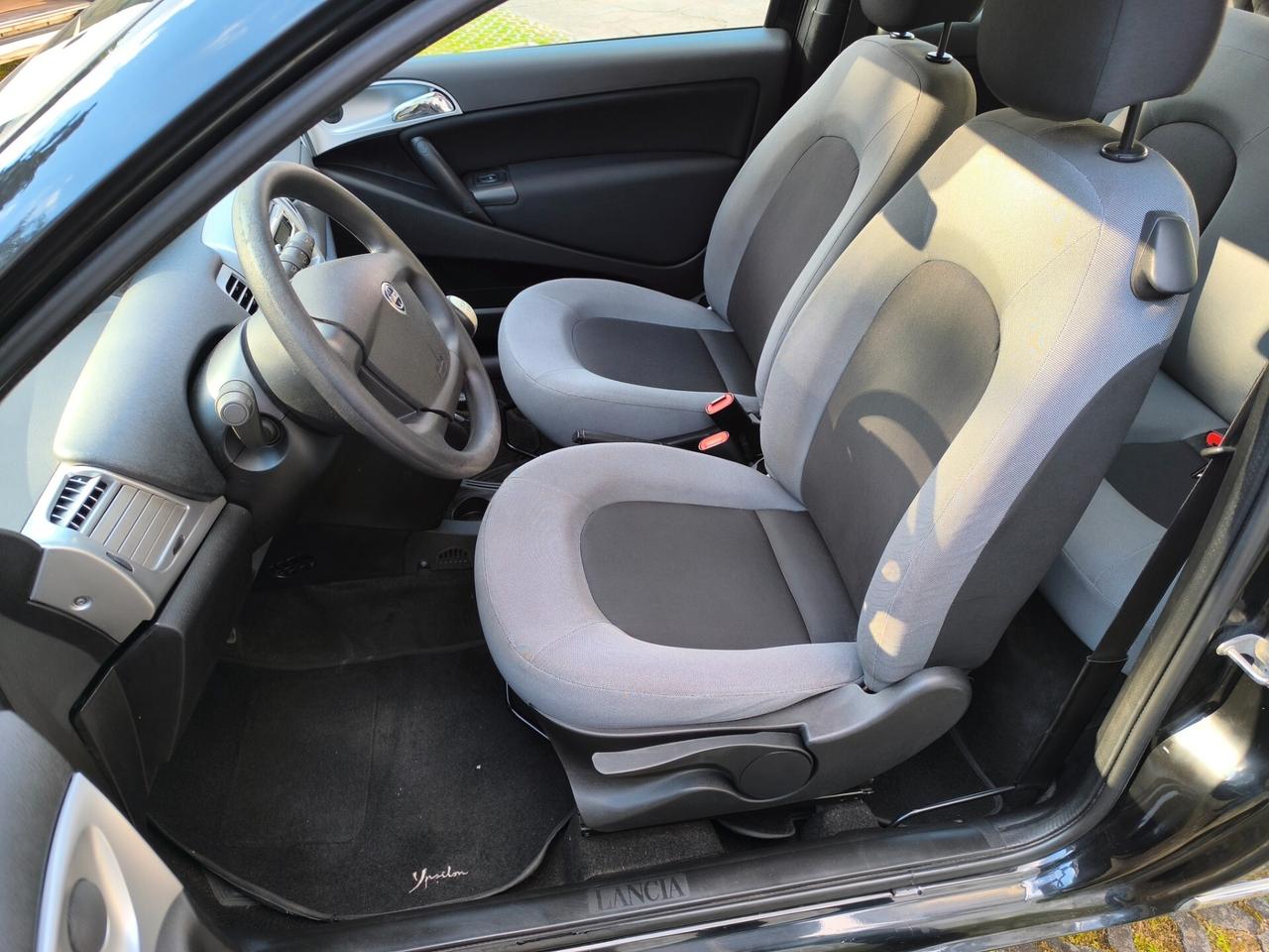 Lancia Ypsilon 1.2 Oro