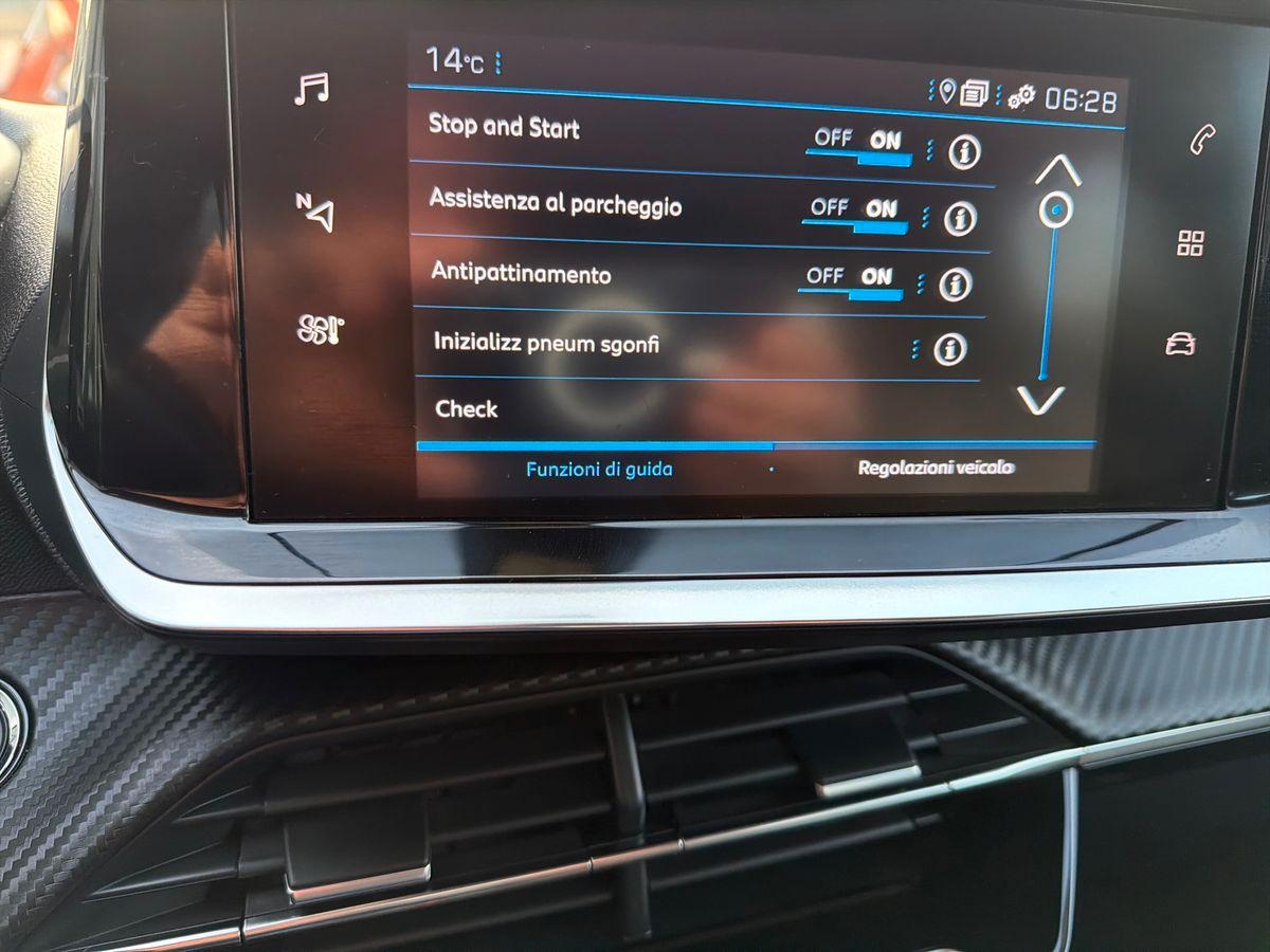 PEUGEOT 2008 1.2 puretech Allure Navi Pack s&s 130cv