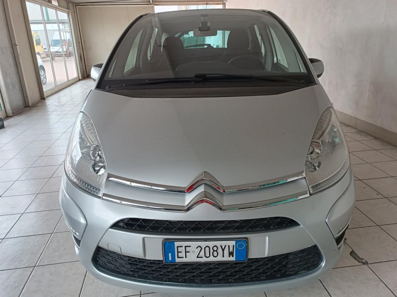 Citroen C4 Picasso business