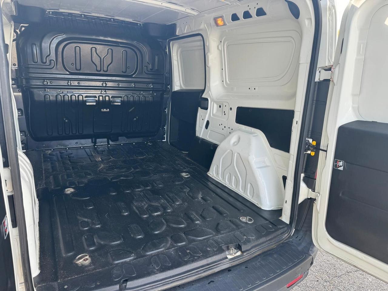 Fiat Doblo Doblò 1.6 MJT 105CV PL-TN Cargo Maxi Lamierato